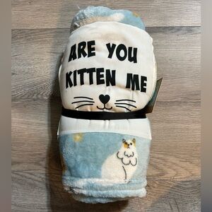 “Are You Kitten Me” Cat Printed Plush Throw  50” x 60”